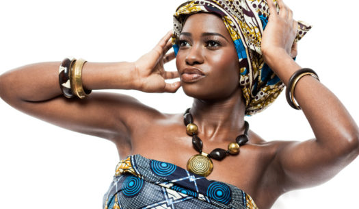 How to style your African accessories model wearing African print headwrap