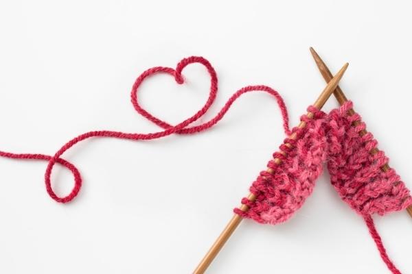 Handmade-knitted-unique-gifts-valentines-day
